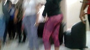 I found this irresistible prostitute with a big ass in leggings, what a catch!