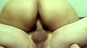 Me Monto En Mi Esposo Y Le Paro La Verga Para Que Me Coja Y Se Viene Dentro De Mi Vagina Delicioso Creampie