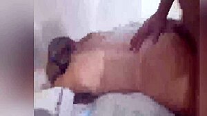 Loirinha Casada Only Does Anal!