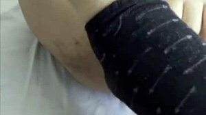 una rica cogida con mi amiga del colegio en leggings