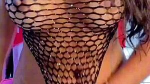 que gostosa essa sentada, amo quando ela deixa gozar na boca 😋