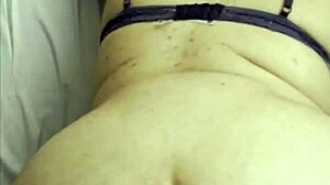 una rica cogida con mi amiga del colegio en leggings