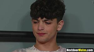 大学同志男孩宿舍三人行动