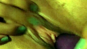 Latina girlfriend reaches squirting orgasm using big dildo