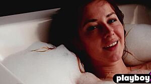 Ukrainian Milf Diana Lark Poses Naked With Wet Body