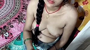 Kitani Mast Hai: Cute Desi Gaon Wali Charms All