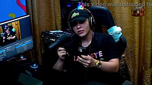 dani motta and danielly patricia flash and tease in podcast