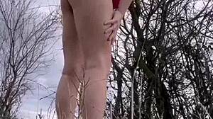 i love how that perfect dick fits in her ass