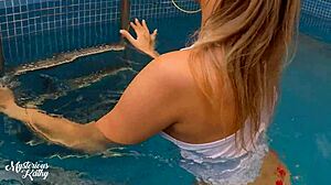 Hot bikini babe masturbates and sucks friends at the pool! 😏