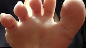 Have you seen these sexy feet? They're perfect for a russian scene.