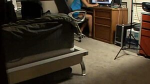 Giving an amazing blowjob 😘