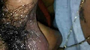 清洁女工在妻子回来前吸鸡巴