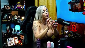 Kiara Blay Gostou Muito Dos Brinquedos Do Estúdio Quase Colocou Dentro Da Buceta - Podcast Púpum No Barraco - Completo No Sheer Red