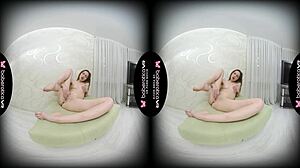 Solo Brunette Vika Lita in Vr