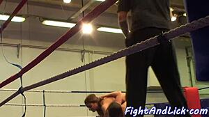 丰满欧洲业余妹裸体猫斗摔跤大战