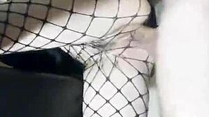 Slender girlfriend in skirt and stockings fucked standing with cum inside?