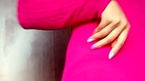 Latina babe fingers herself cutely in masturbation