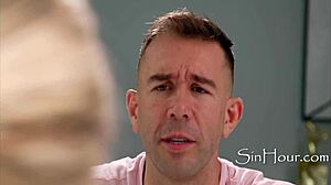 Blonde Masseuse Slimthick Vicc Offers Labia Massage with Sexy Pussy Lips