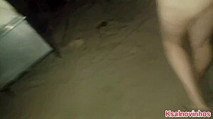 Levo Minha Esposa Para Passear Sem Calcinha Na Praia De Noite