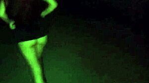 Levo Minha Esposa Para Passear Sem Calcinha Na Praia De Noite