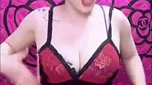 Check this HOT GIRL from Vietnam streaming live with pure fire!