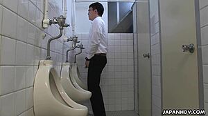 我发誓，日本学生爱城纱也香给教授无码口交超热！