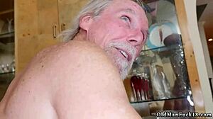 blonde teen's amateur anal creampie is wild! 😲