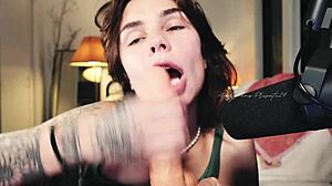 Flowerava’s Dildo Blowjob is Pure Fire!
