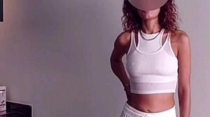 French girl sucks mexican guy 😍