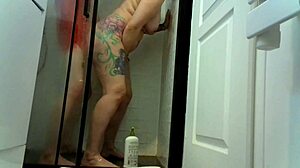 Short shower scene in paris with big tits milf