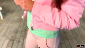 Public pickup - daring guy convinces girl for cash sex!