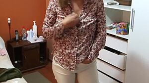 showing my tits fascinates them to masturbate