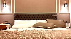 i's a hot girl solo with cum...