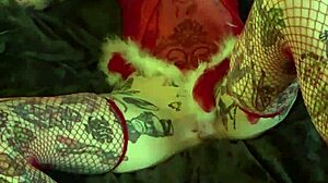 milf on the shelf xmas solo orgasm?