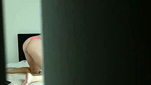 少女荡妇骑乘POV，射脸高潮