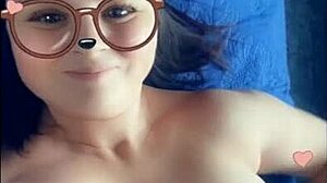 Dirty talk with chubby milf in anime?