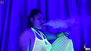 i love watchin that latina twerk and suck on fat dildo