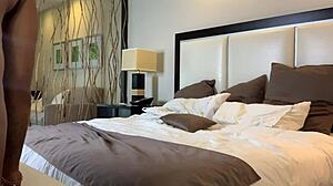 hey, wanna see gorgeousaphro ride my face with big booty?