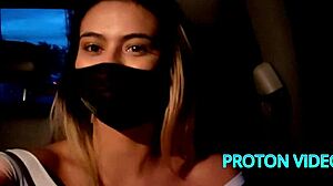 yo dude, uber passenger wanessa boyler got horny and started seducing!