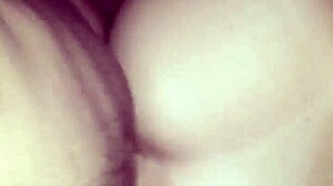 Comendo Novinha Gostosa Enquanto Ela Mete O Dedo No Cu