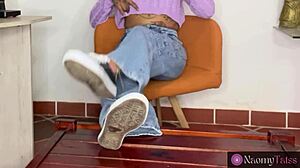 Naomy Tatss starts with dirty shoes for a slutty foot massage. Feel the emotional connection in this homemade session