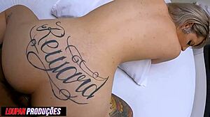 Loirinha safada dando o cu com vontade kyra loupan produ��es