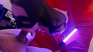 嘿，想不戴套干一炮吗，幸运小子？