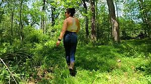 Big ass pawg struts her stuff in part 3