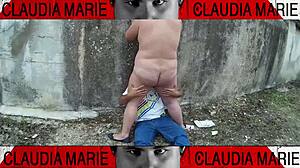 Impossible postures for eating the fat girl's pussy on the street, loving her juices and licking her big ass till she cums