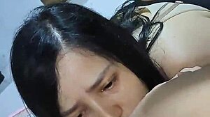 desconsolada llego donde mi amigo porque descubri a mi esposo con otra y ahora le voy a pagar con la misma moneda.