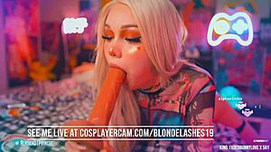 i can be your little cosplayer fingering myself