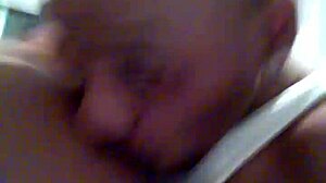 Kissing and licking big ass and pussy in steamy milf action. Hungry for more!