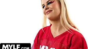 slimthick vic, wanna spill secrets in exclusive mylf interview?