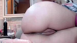 Cam girl uses toys on her sweet ass for gaping anal